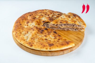 Осетинский пирог с мясом «Фыдджын» (острый)